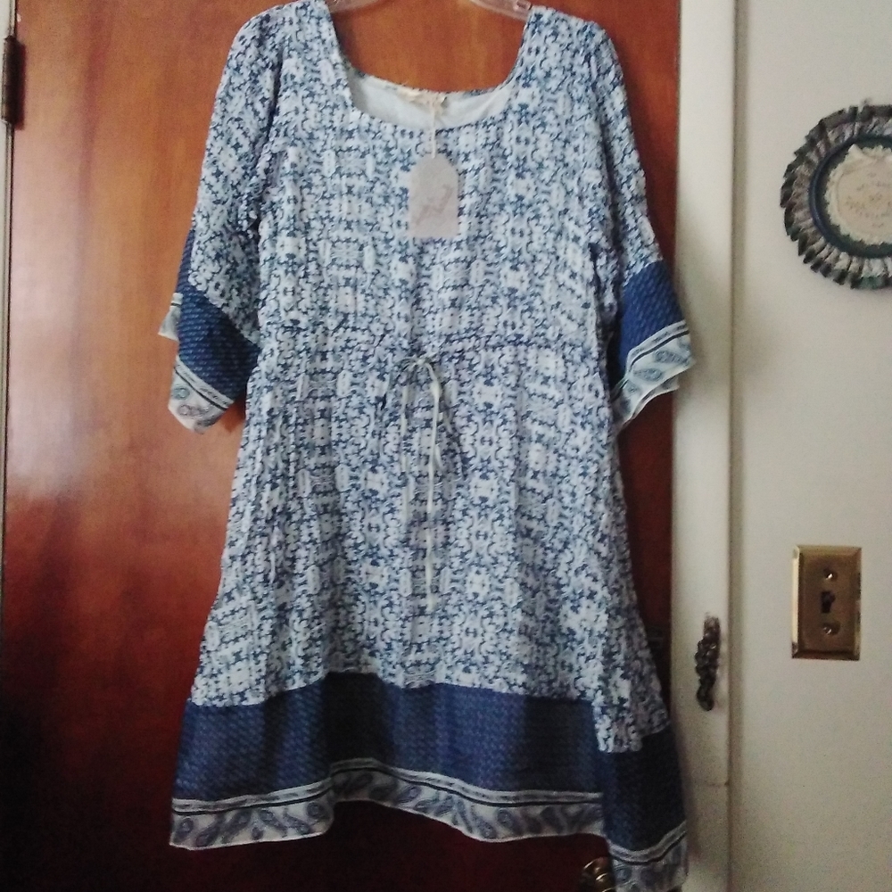 Hem & Thread Blue & White Dress size M Nwt
